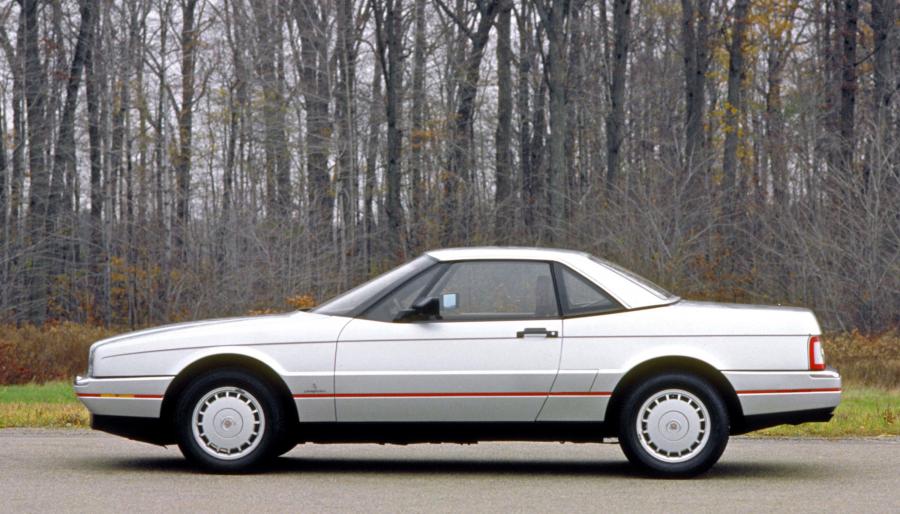  Cadillac Allante 1987 года  (фото 5 из 7)